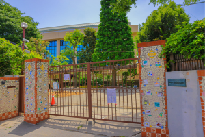 学校の門